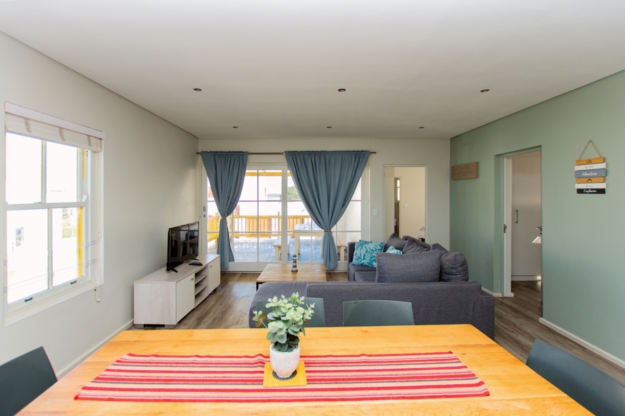 6 Bedroom Property for Sale in Mykonos Western Cape